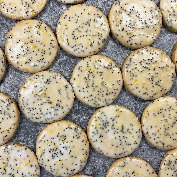 Vegan Meyer Lemon Poppyseed Shortbread