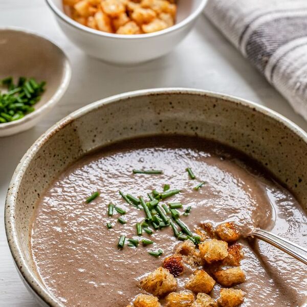 Vegan Creamy Mushroom Soup