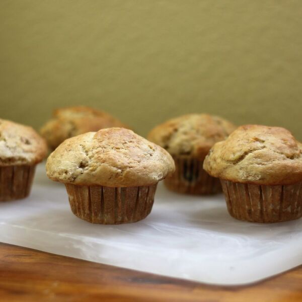 Vegan Bakery-Style Banana Muffins