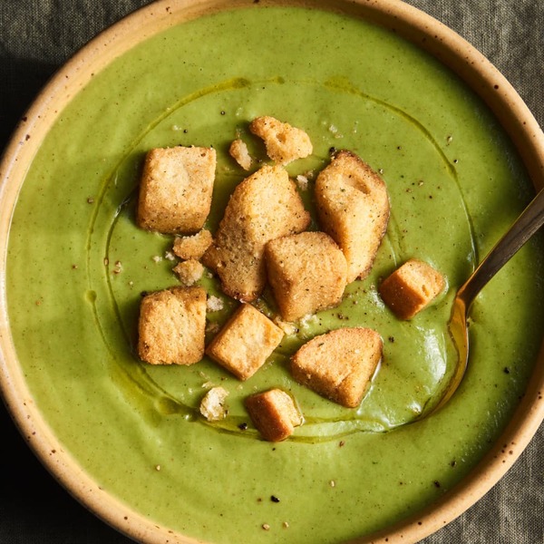 Vegan Roasted Broccoli Soup