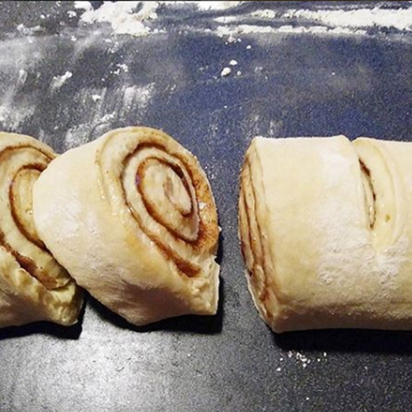 Secretly Vegan Cinnamon Rolls