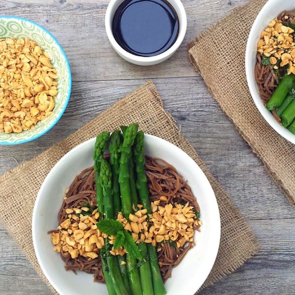 Asian Asparagus Salad With Peanuts and Mint Dressing [vegan]