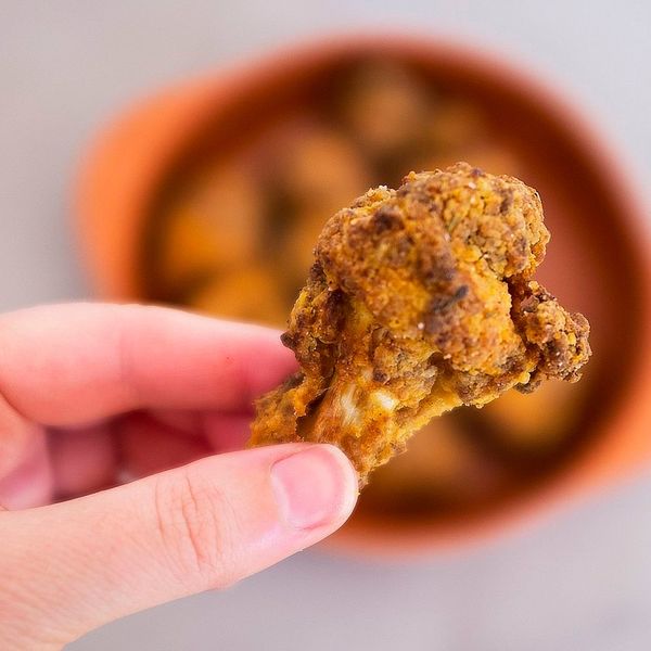 Fried cauliflower AKA vegan fried ‘chicken’ {gluten-free}
