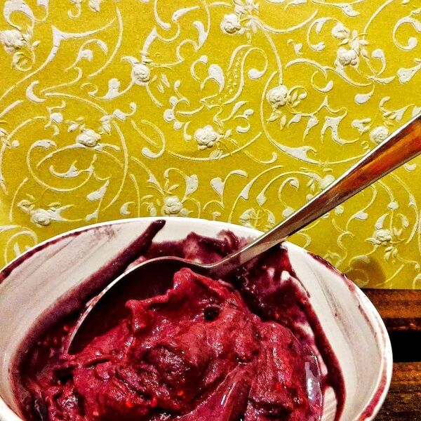 Raspberry ‘N’ Port Vegan Ice Cream