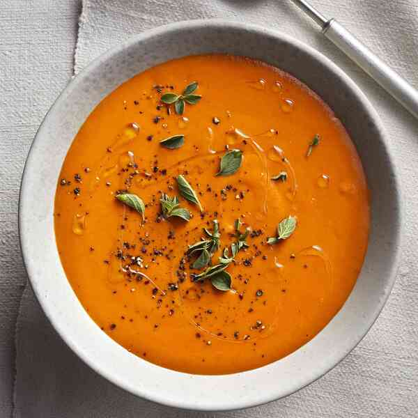 Vegan Creamy Tomato Soup