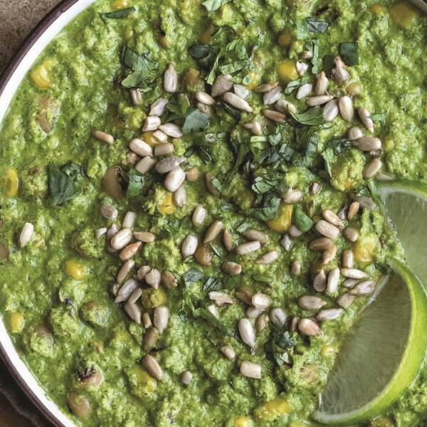 Vegan Sunflower Saag With Black-Eyed Peas