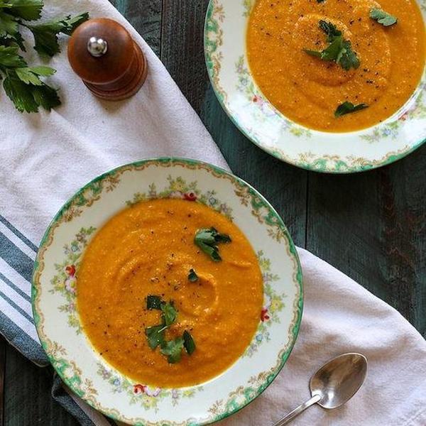 Vegan Carrot Jalapeño Soup