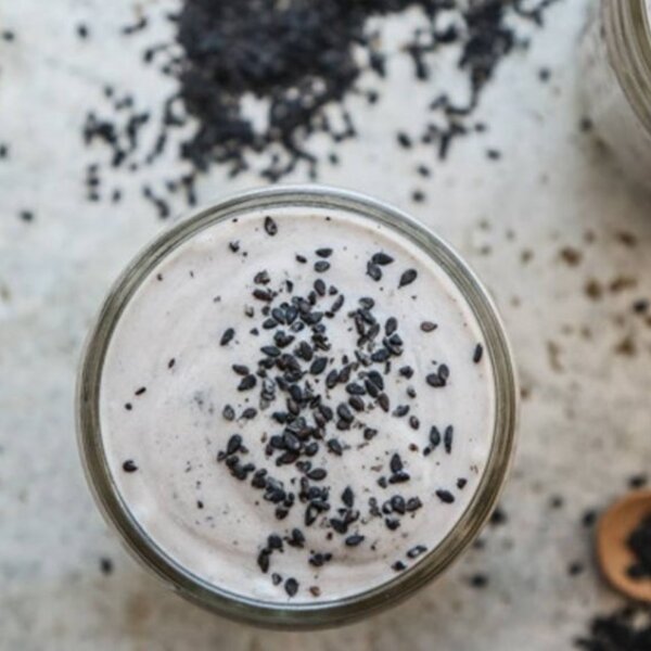 Vegan Black Sesame Milkshakes
