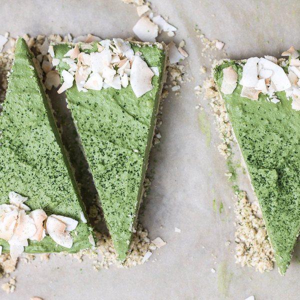 Vegan: No-Bake Matcha Coconut Cream Pie