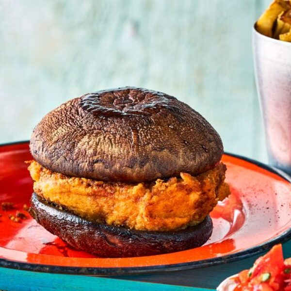 Portobello jackfruit burgers