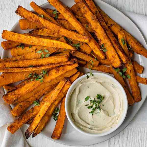 Step Aside, Sweet Potato Fries—Baked Butternut Squash Fries Are Our New Favorite Healthy Side