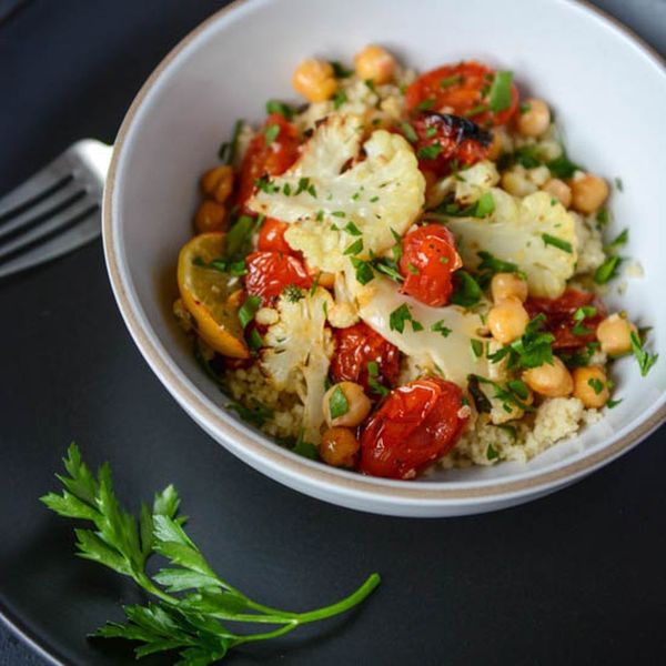 Roasted cauliflower, tomato and chickpea bowl