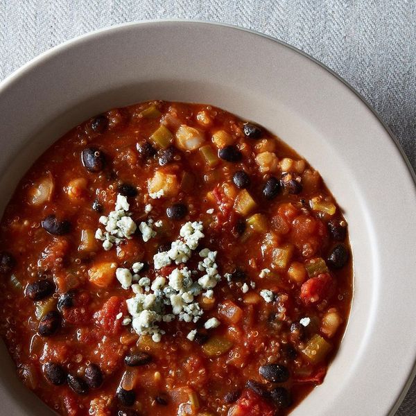 Buffalo-Style Quinoa Chili