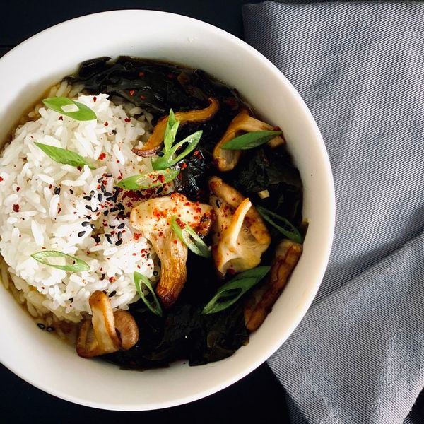 Korean Seaweed Soup (Miyuk Guk)