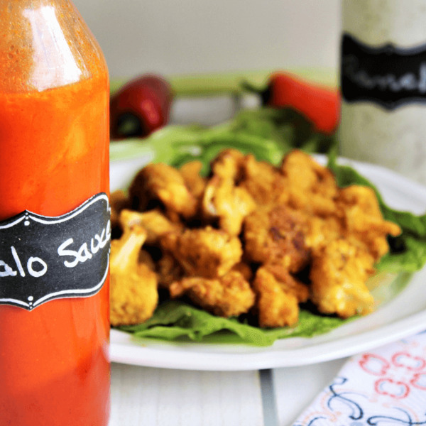 THE BEST VEGAN BUFFALO SAUCE