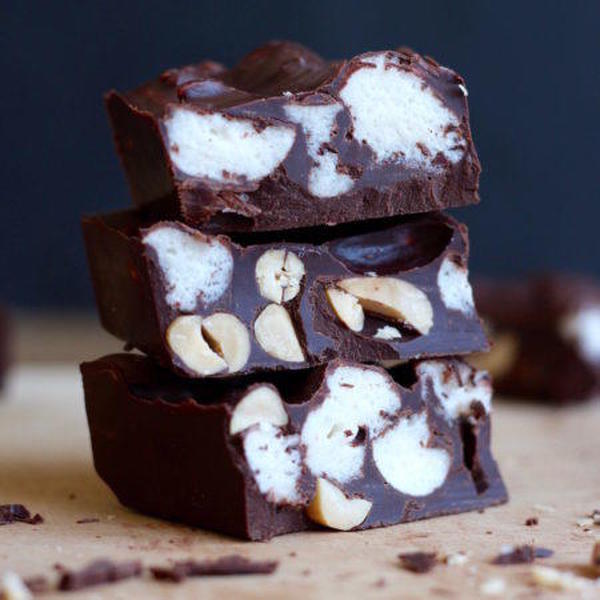 4 Ingredient Vegan Rocky Road Bars
