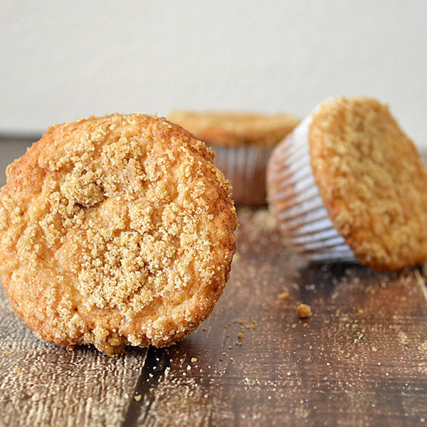 Butter Crumb Coffee Cake Muffins (Vegan}