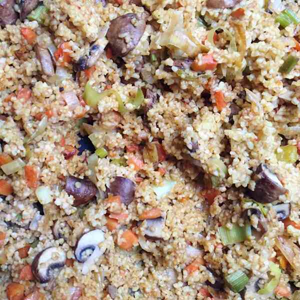 Vegan Bulgur Wheat Pilaf With Mushrooms