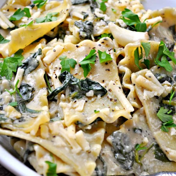 Vegan Spinach Alfredo Skillet Lasagna