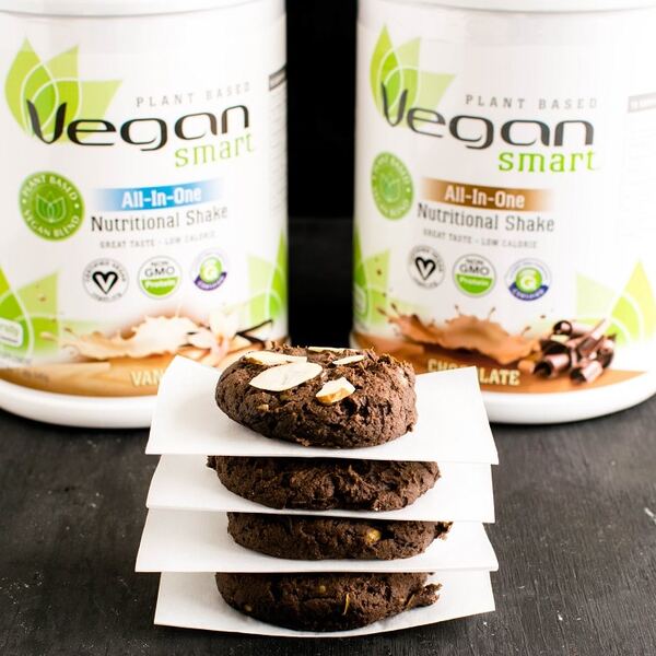 Vegan Smart Chocolate Protein Cookies