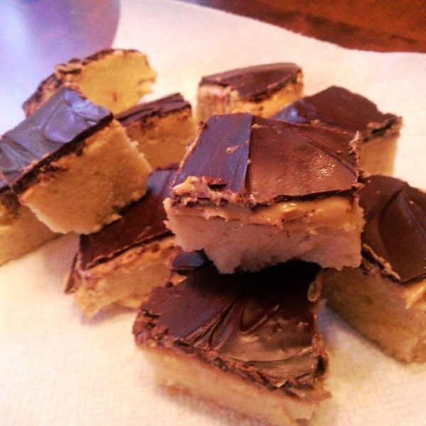 Vegan Peanut Butter Kandy Kakes