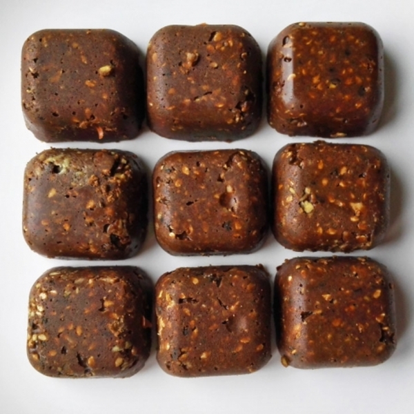 Raw Vegan Chocolate Hemp Protein Bars