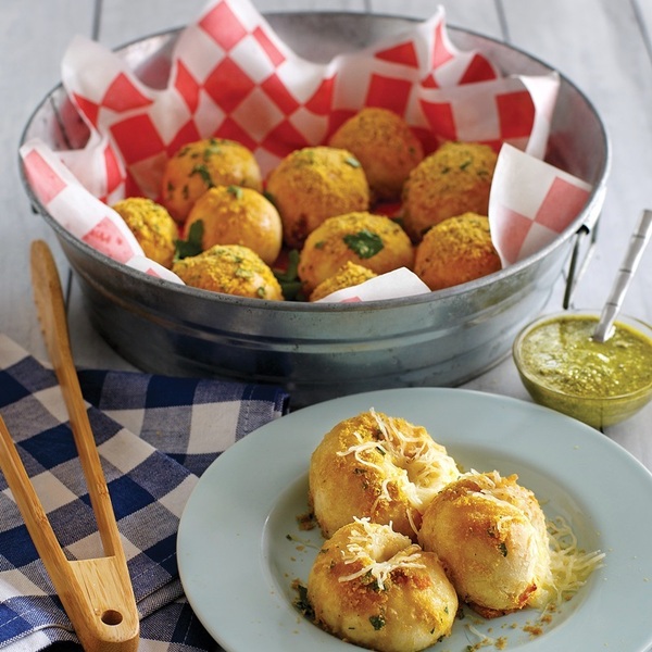 Vegan Pizza Dough Garlic Rolls