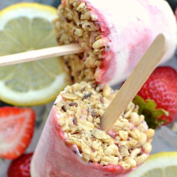 Vegan Strawberry Cheesecake Popsicles