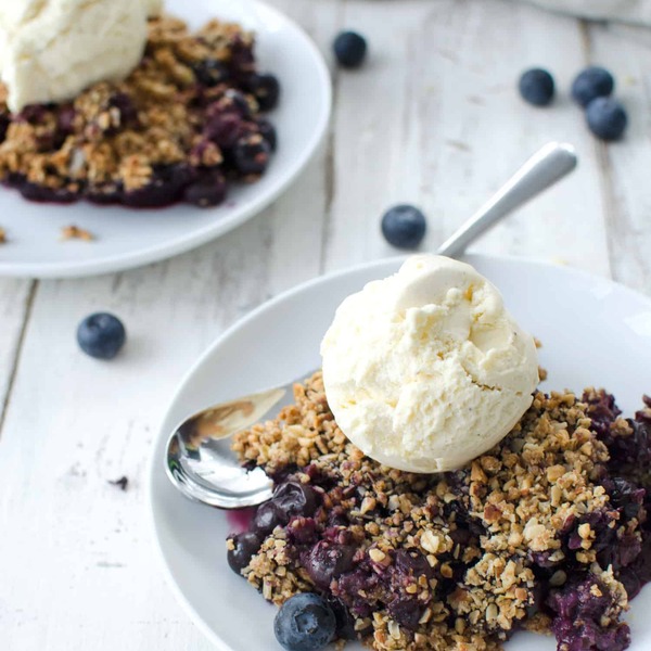 Vegan Blueberry Almond Crisp