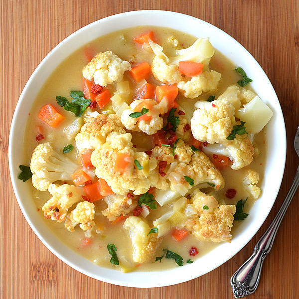Roasted Cauliflower Chowder {Vegan}