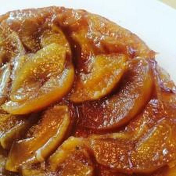 No-sugar vegan tarte tartin