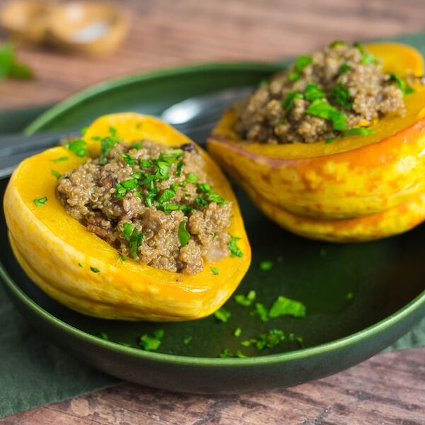 Vegan Quinoa-Stuffed Acorn Squash