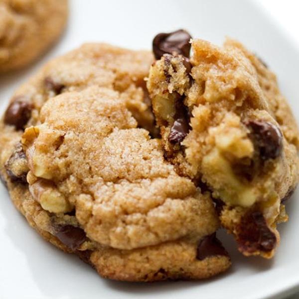 Kathy’s Vegan Chocolate Chip Walnut Cookies (Aka, The Cocky Cookie)