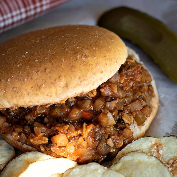 Instant Pot Vegan Sloppy Joes