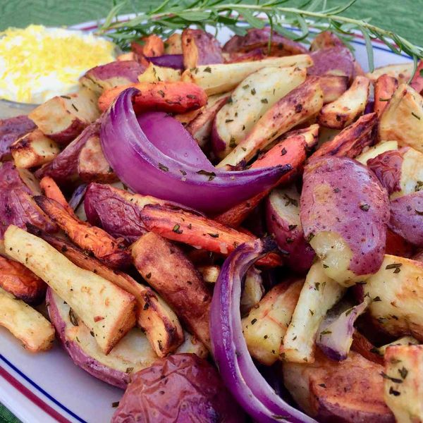 Air Fryer Root Vegetables with Vegan Aioli