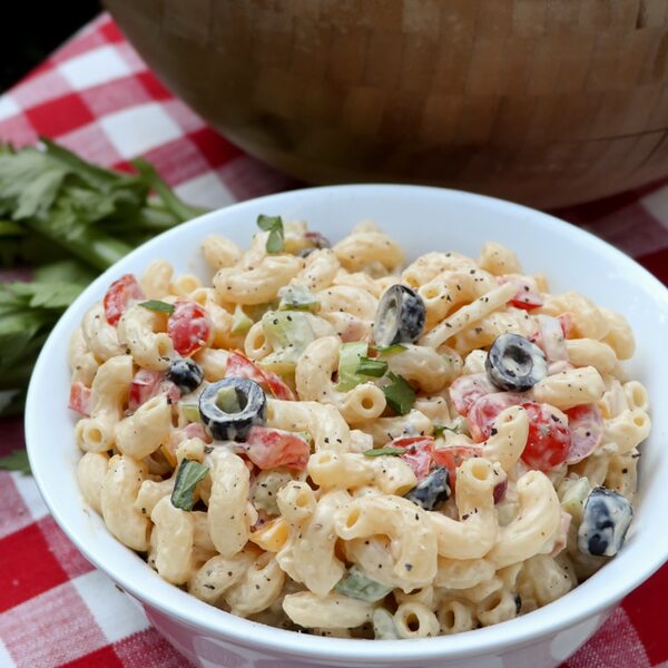 Creamy Vegan Pasta Salad