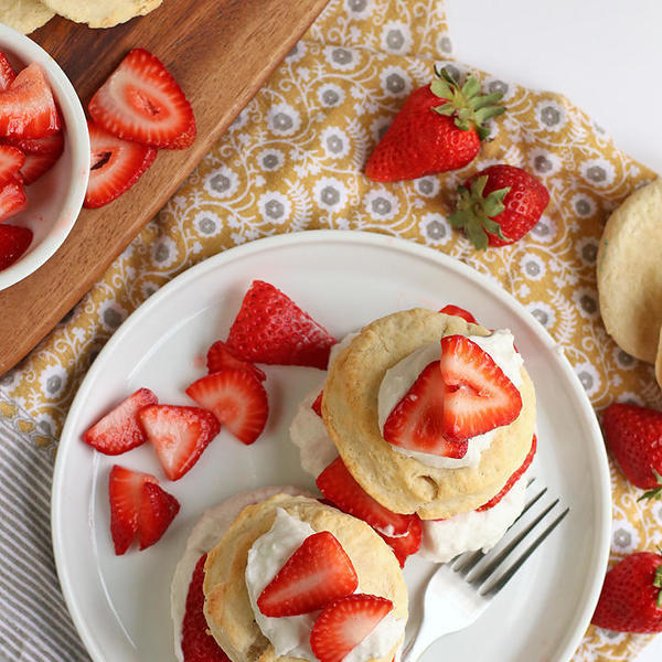 Vegan Strawberry Shortcakes