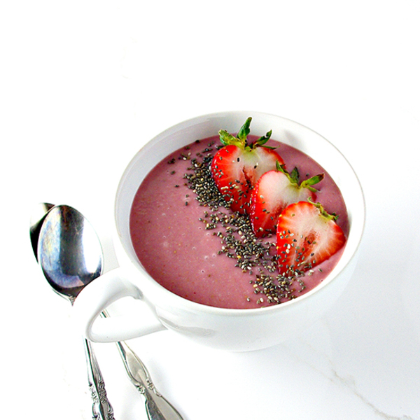 Strawberry Coconut Smoothie Bowl
