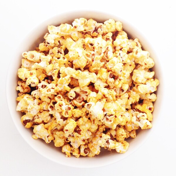 vegan ‘cheese’ popcorn